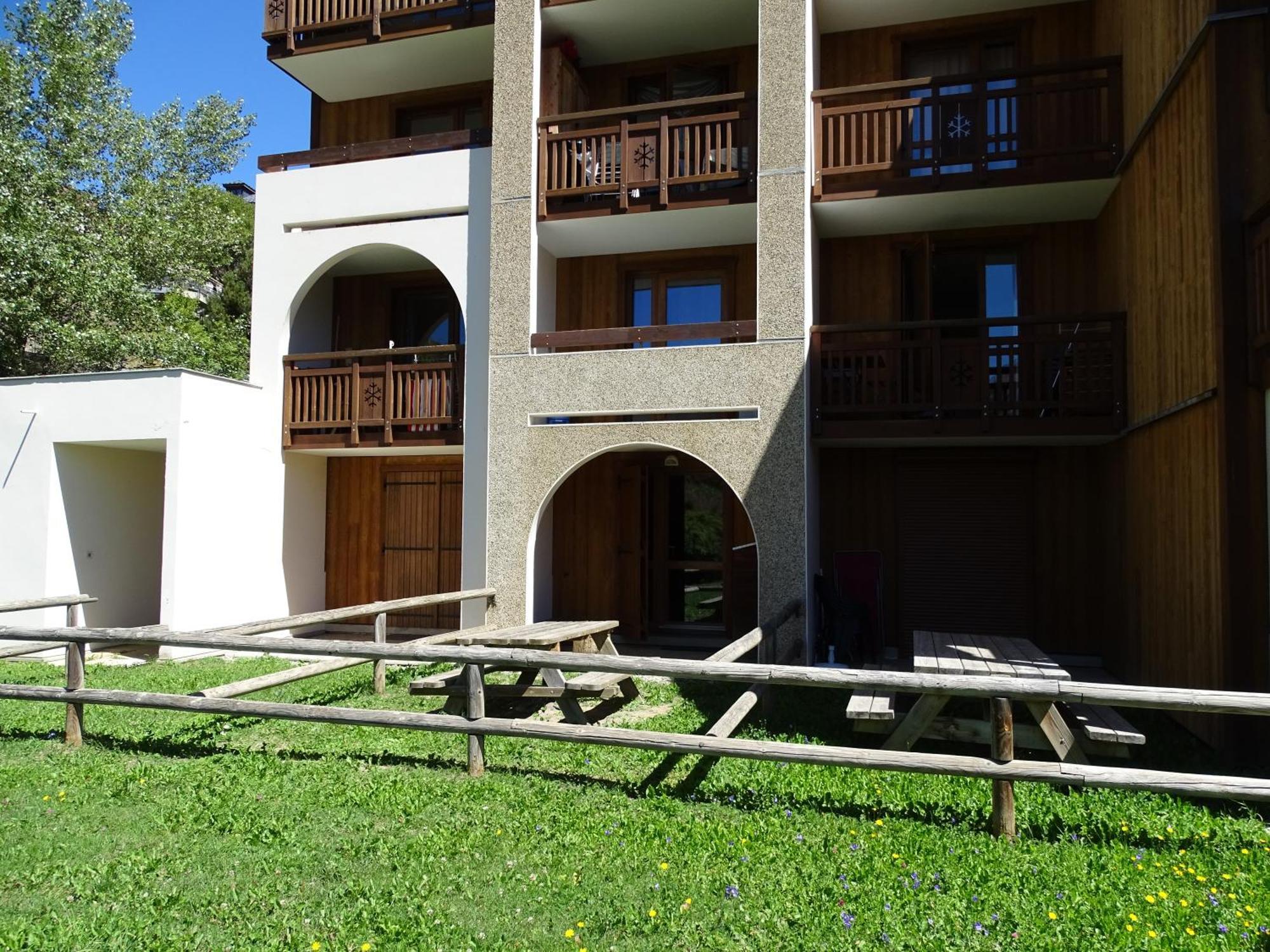 Studio Avec Jardin Et Garage, Proche Super Venosc Les Deux Alpes Eksteriør billede